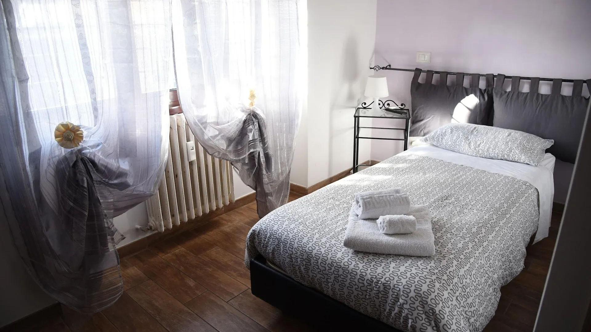 Marco E Laura Affittacamere Al Vaticano Rome Bed & Breakfast