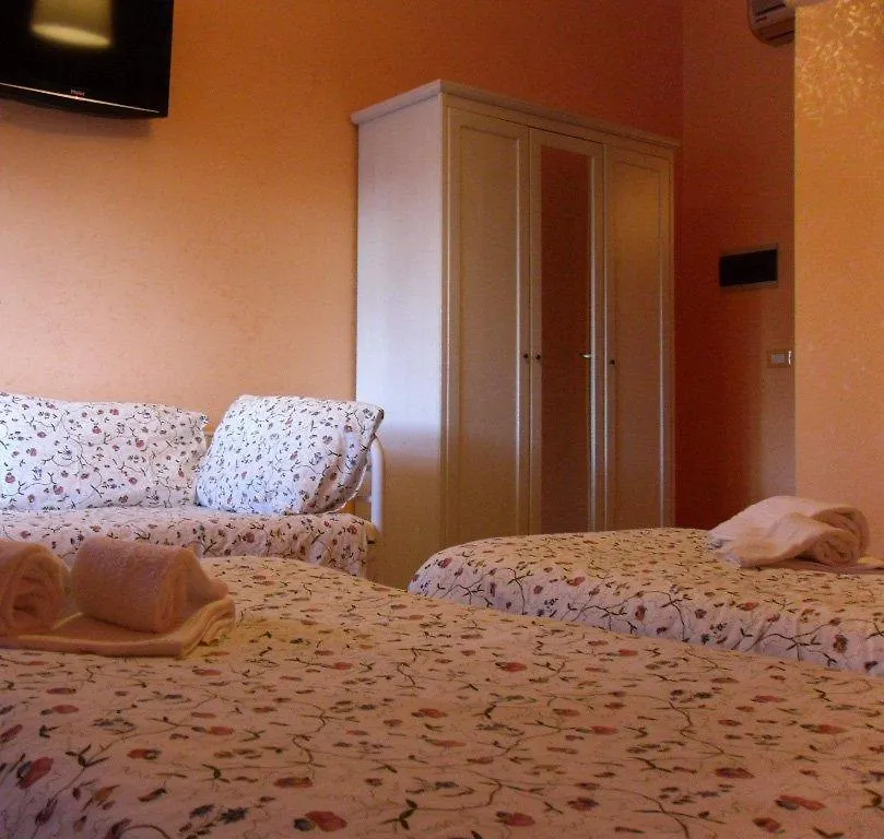 *** Bed & Breakfast Marco E Laura Affittacamere Al Vaticano Rome Italië